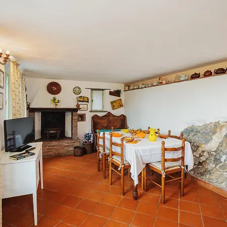 La Capannella By Interhome